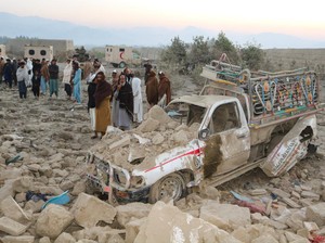 Video Pakistan Bombardir Kamp Militan di Perbatasan Afghanistan