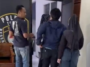 Kronologi Karyawan BUMN Digerebek Selingkuh dengan ASN di Hotel Tuban