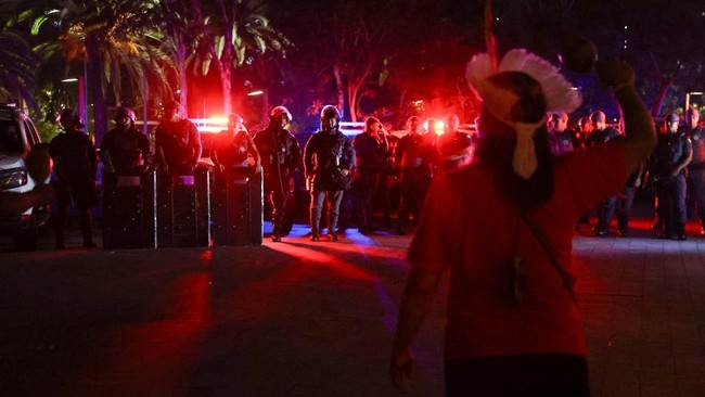 Demo dan Blokade Besar-besaran Guncang Brasil, Sungai Amazon Mau "Dibom"