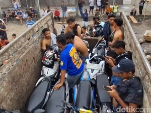 Razia Balap Liar di Mojokerto, 21 Motor Disita-37 Pemuda Diamankan