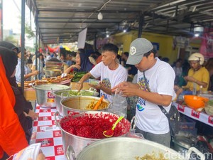 Video: Ikut War Takjil Bubur Viral di Bazar Takjil Benhil!