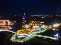 Penampakan dari Langit Masjid Negara IKN Berkilau di Malam Ramadan