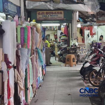 Musim Baju Lebaran Dimulai, Penjahit di Sunan Giri Curhat Begini