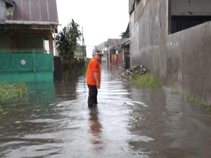 Banjir di 3 Wilayah Gowa Usai Hujan Semalaman, Jalan Yusuf Bauty Paling Parah