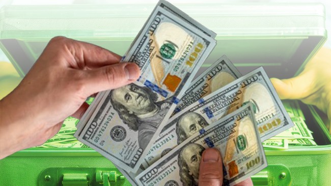 "Cash is King", Ramai Raksasa Dunia Siapkan Amunisi Tunai