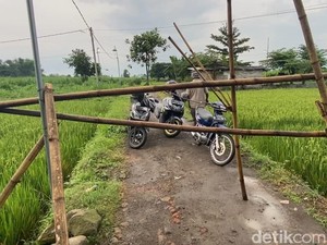 Jalan ke Petirtaan Sumberbeji Jombang Ditutup Warga, Ini Solusi Pemerintah