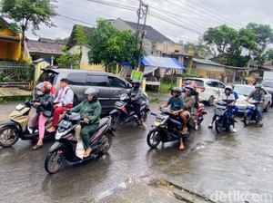 Jalur Alternatif Saat Jembatan Penghubung Bondowoso-Jember Ambrol