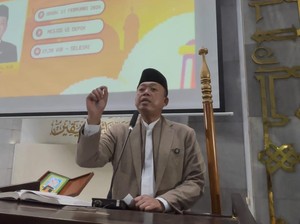 Kajian Tarawih di UI, Nusron Bahas Sanad Ilmu dan Etika Pemimpin