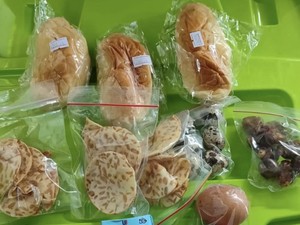 Standar Gizi MBG Ramadan Menu Roti-Keripik di Bone Dipertanyakan