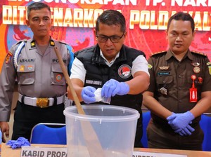 Polda Kaltara Musnahkan 44 Gram Sabu dari Nunukan, 1 Pelaku di Bawah Umur
