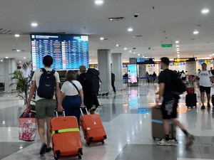 Bandara Bali Normal Saat Cuaca Buruk, Sejumlah Penerbangan Sempat Dialihkan