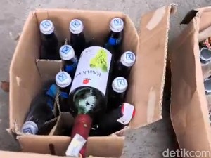 Kios di Burangrang Bandung Disegel Usai Jual Miras Saat Ramadan