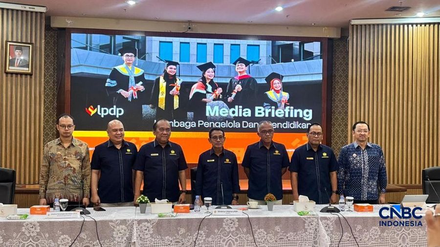Media Briefing Lembaga Pengelola Dana Pendidikan (LPDP) di Aula DJPK Gedung Radius Prawiro, Kementerian Keuangan, Rabu (25/2/2026). (CNBC Indonesia/Zahwa Madjid)