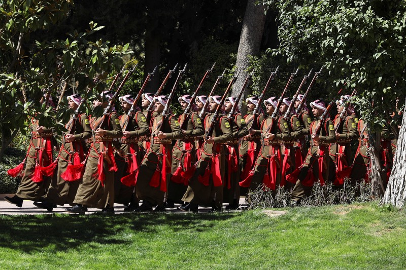 Raja Abdullah II dari Yordania bertemu Presiden Indonesia Prabowo Subianto di Istana Basman, Amman, Yordania, Rabu (25/2/202&circ;0. (REUTERS/Alaa Al Sukhni)