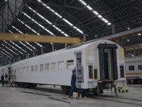 Intip Gerbong Kereta Ekonomi Kerakyatan, Begini Penampakannya