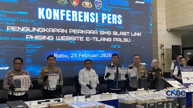 Sebar SMS eTilang Palsu, WNA China Kuras Rekening Warga RI