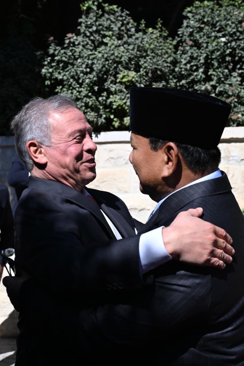 Raja Abdullah II dari Yordania bertemu Presiden Indonesia Prabowo Subianto di Istana Basman, Amman, Yordania, Rabu (25/2/202&circ;0. (REUTERS/Alaa Al Sukhni)