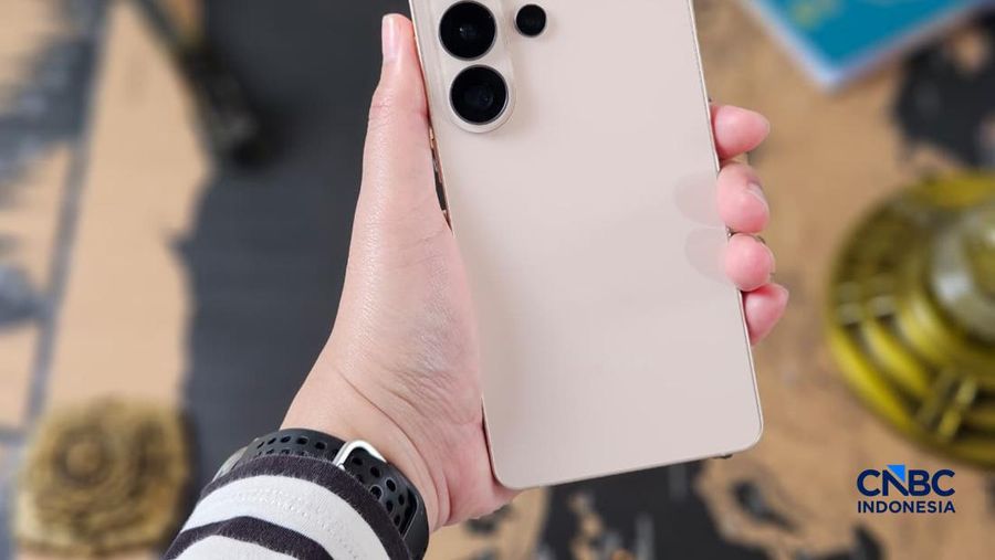 Galaxy S26 Ultra yang baru dirilis awal tahun ini menopang kinerja penjualan global Samsung.