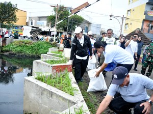 Pemkot Semarang Bersihkan Sungai, Walkot Agustina: Sampah Harus Pergi