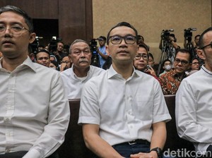 Video: 3 Terdakwa Kasus Korupsi Minyak Mentah Divonis 9-10 Tahun Penjara