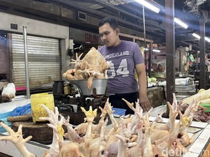 Sepekan Ramadan, Harga Daging Ayam-Sapi di Surabaya Terus Naik