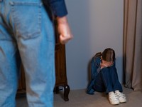 Remaja Sukabumi Diduga Dibunuh Ibu Tiri, Kasus Kekerasan Anak Disorot