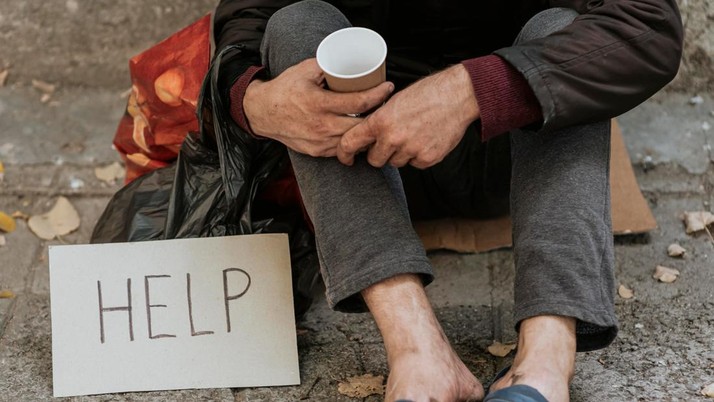 Polisi Tangkap Pengemis Kaya Raya, Ketahuan Punya 3 Mobil Mewah