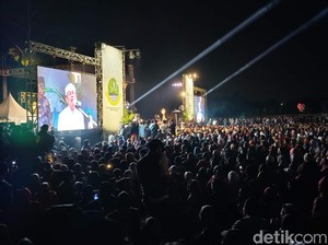 Duet KDM-Gus Muwafiq Selami Gelapnya Malam di Tasikmalaya