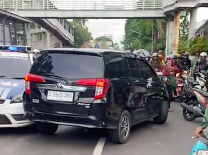 Pemicu Mobil Plat D Lawan Arus Lalu Tabrak Sana-sini di Jakpus