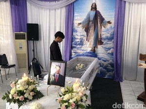 John Tobing Darah Juang Keluar Masuk RS Sebelum Meninggal