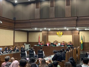 3 Terdakwa Kasus Korupsi Minyak Mentah Divonis 9-10 Tahun Penjara