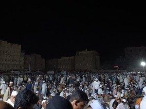 Nuansa Ramadan di Negeri Seribu Wali, Tarawih sampai 100 Rakaat