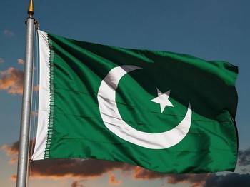 Top! Raksasa Nuklir Muslim 'Turun Gunung' Damaikan AS-Iran, Ajukan Ini