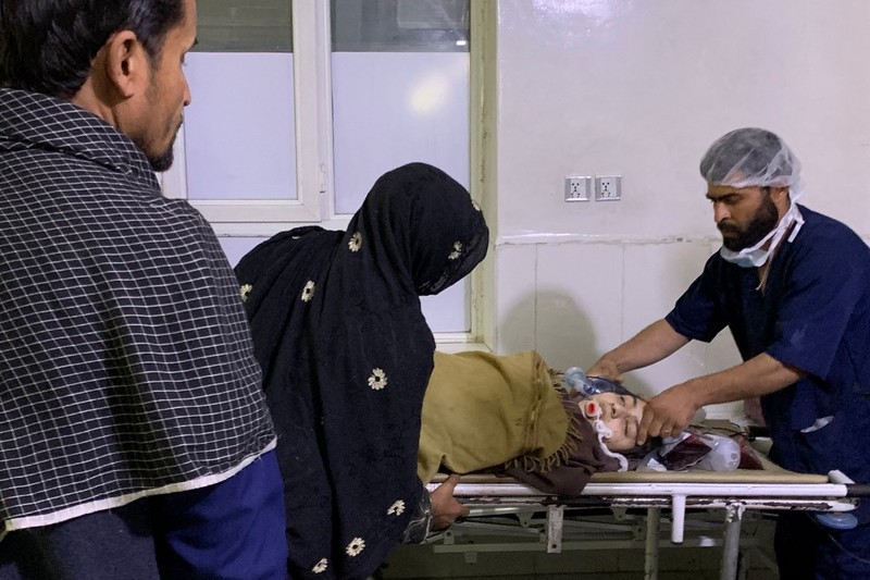 Asap mengepul setelah apa yang dikatakan pejabat Pakistan dan Taliban sebagai serangan Pakistan, di Kabul, Afghanistan, dalam gambar diam ini yang diambil dari video yang dirilis pada 27 Februari 2026. (Tangkapan Layar Video/REUTERS)