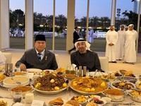 Momen Hangat Prabowo & MBZ, Iftar Bareng hingga Shalat Berjamaah