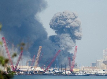 Detik-Detik Rudal Iran Hancurkan Pangkalan Militer AS di Bahrain