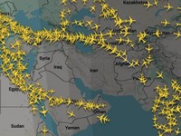 Perang Timteng Menggila, Penerbangan Batal-Bandara Lumpuh Total