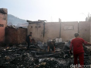 Video 37 Rumah di Polman Terbakar gegara Kompor Lupa Dimatikan