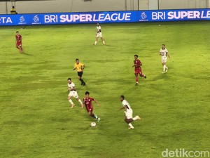 Persis Solo Taklukkan Persik 2-1, Laskar Sambernyawa Akhiri Rapor Merah