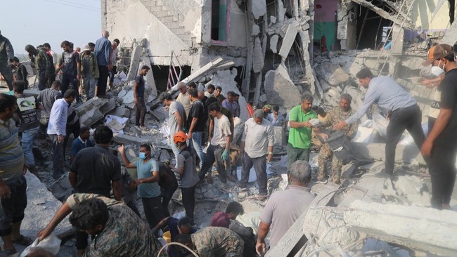 Serangan Udara AS-Israel Hantam Sekolah di Iran, 85 Tewas