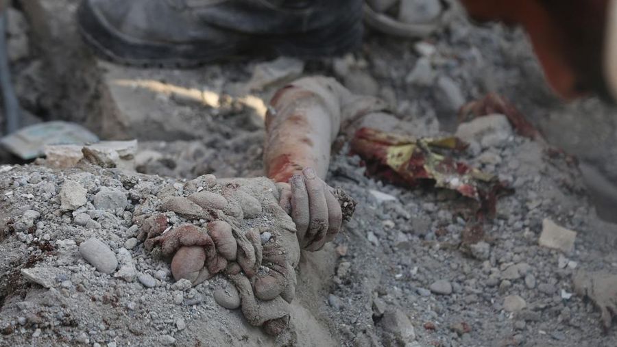 Sedikitnya 85 siswa tewas dalam serangan udara yang diduga dilakukan oleh Amerika Serikat dan Israel di sebuah sekolah perempuan di Provinsi Hormozgan, Iran, Sabtu (28/2/2026). (via REUTERS/Abbas Zakeri/Mehr News/WANA)