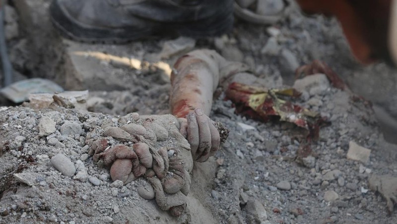 Sedikitnya 85 siswa tewas dalam serangan udara yang diduga dilakukan oleh Amerika Serikat dan Israel di sebuah sekolah perempuan di Provinsi Hormozgan, Iran, Sabtu (28/2/2026). (via REUTERS/Abbas Zakeri/Mehr News/WANA)