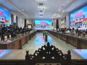Massa Desak Percepatan Reformasi Polri, Wakapolda Kalteng Terangkan 3 Hal