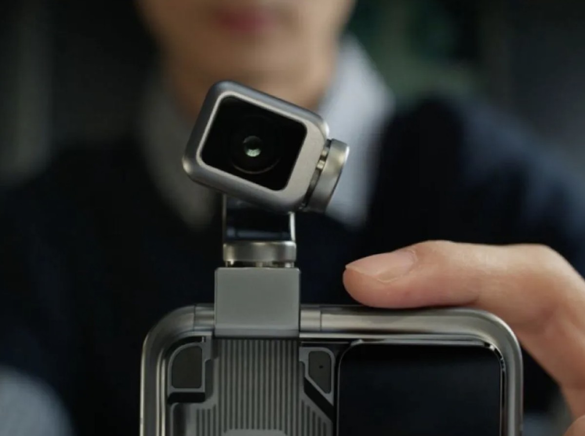 Honor Luncurkan Robot Phone dengan Kamera Pintar dan Magic V6 Lipat Premium