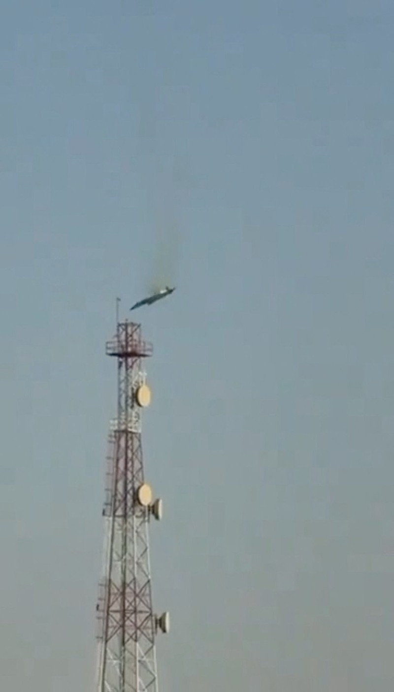 A burning aircraft falls from the sky in Al Jahra, Kuwait, in this still image obtained from social media video released on March 2, 2026. Social Media/via REUTERS  THIS IMAGE HAS BEEN SUPPLIED BY A THIRD PARTY. NO RESALES. NO ARCHIVES. NEWS USE ONLY. TPX IMAGES OF THE DAY.  VERIFICATION: Reuters confirmed the location as Al Jahra, Kuwait, from the road layout, buildings, electric towers and light posts, which matched satellite imagery. Coordinates: 29.337325, 47.648209 + 29.313204127056398, 47.57812678200832. The date when the videos were filmed was not verified but no earlier versions of the videos were found posted online before March 2.  Kuwait Ministry of Defense also said a number of US planes fell and pilots were safe on March 2.