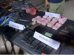 TNI-Polri Gerebek Markas KKB di Nabire, 10 Senpi hingga 561 Amunisi Disita