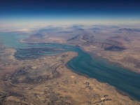 Selat Hormuz Ditutup, Para Ahli Ramal Harga Minyak Diramal Meledak