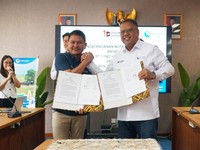 Pupuk Indonesia Niaga & SHS Jalin Kerja Sama Distribusi Benih Padi