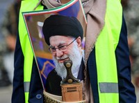 CIA Lacak Khamenei Berbulan-bulan Sebelum Dibunuh dalam Serangan Rudal