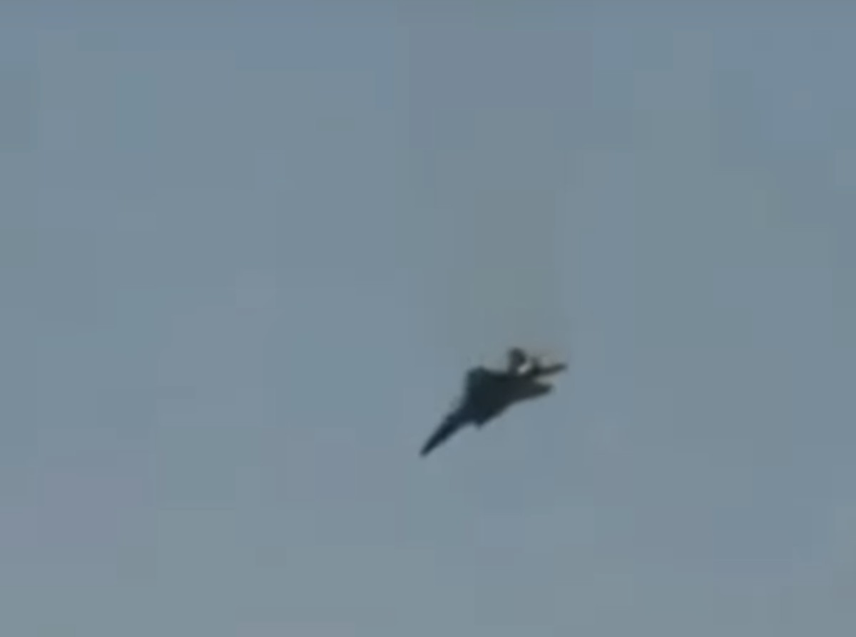 Kecaman Terhadap Pasar Taruhan Nasib Pilot AS yang Jatuh di Iran
